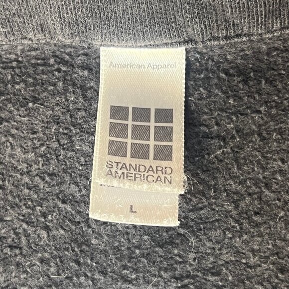 AMERICAN DAD Cast & Crew Gift Sweatshirt Stan Smith Embroidered Character Sn 2 - Picture 7 of 7